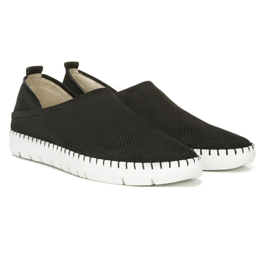 NWT Naturalizer Devan Suede  Slip On Sneakers 8.5